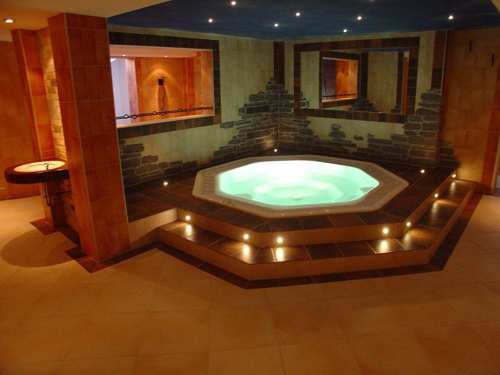 Hotel Europa Guest House Зас-Фе Экстерьер фото
