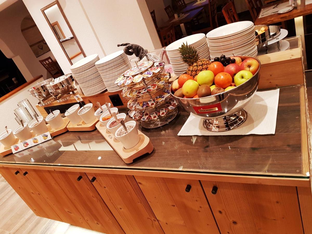 Hotel Europa Guest House Зас-Фе Экстерьер фото